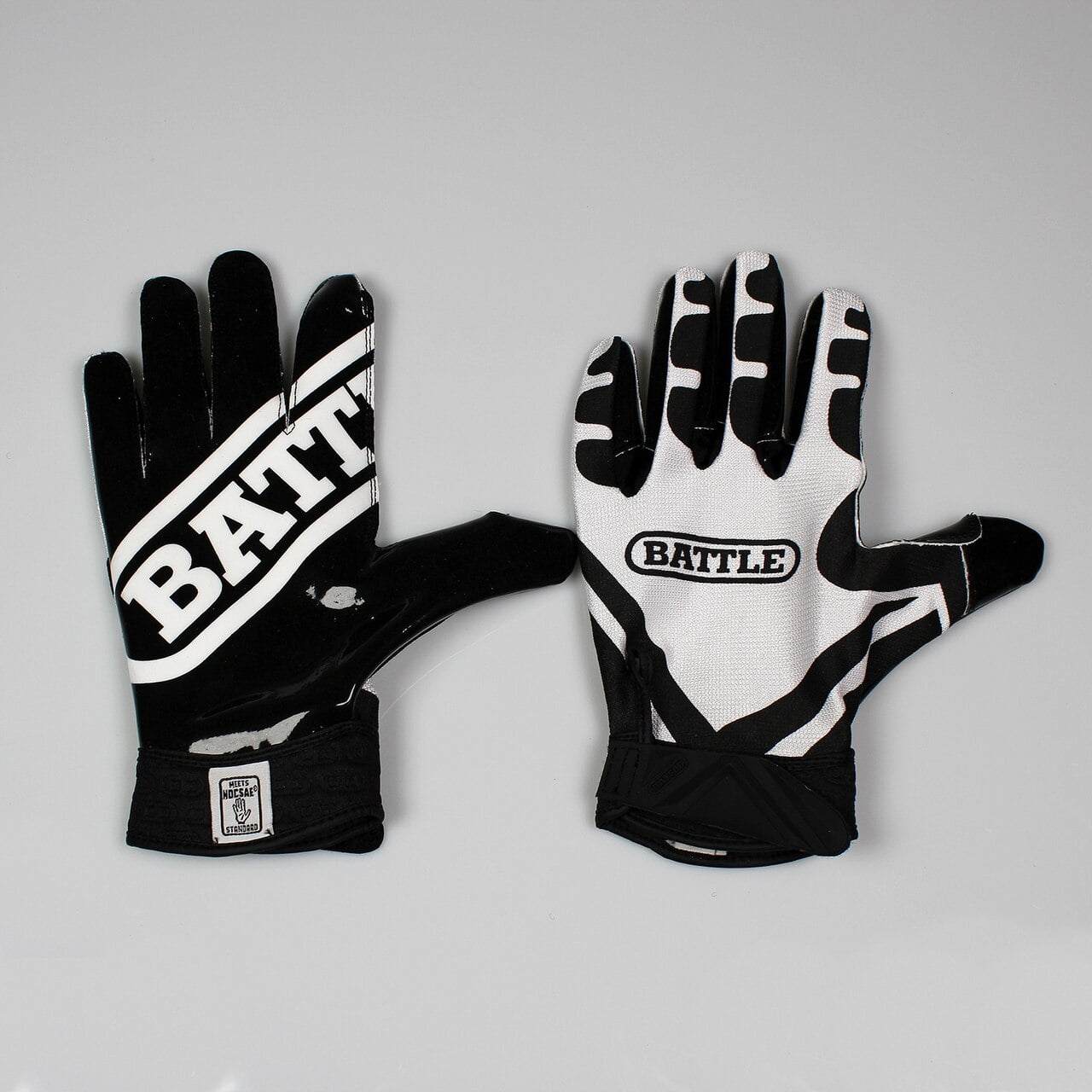 Battle Receivers Ultra-Stick Football Gloves - Youth Large - Black/White