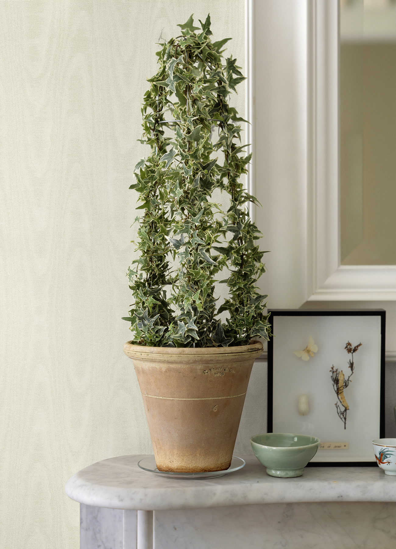 Sirpi Wallcoverings Angelina Off-White Moire Wallpaper, 20.9-in by 33-ft, 57.48 sq. ft.