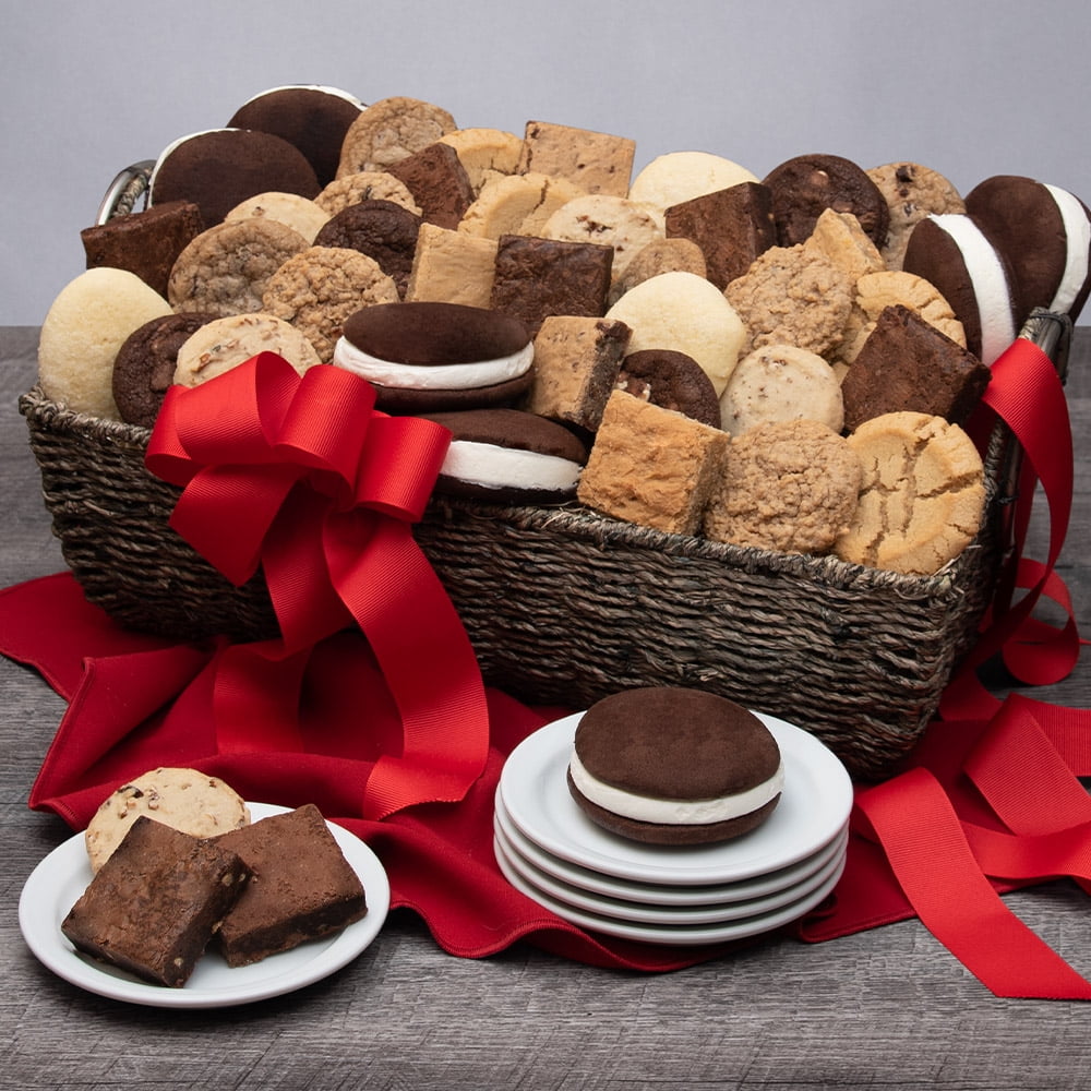 Baked Goods Deluxe Gift Basket