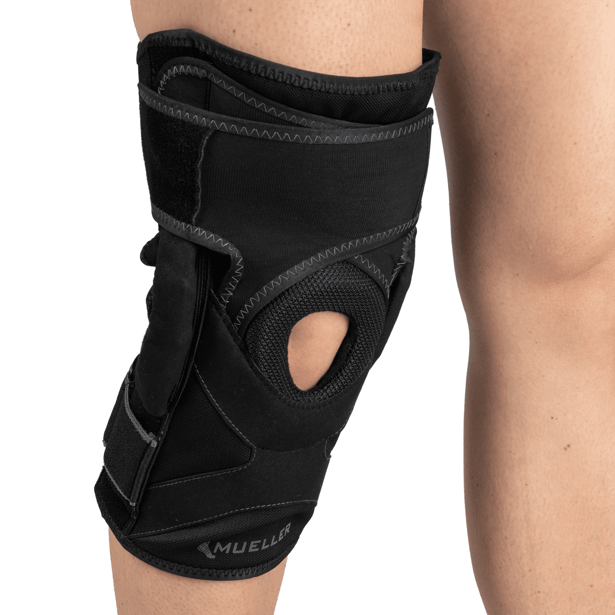 Mueller Sports Medicine HERO™ Hinged Knee Brace, OSFM, Black