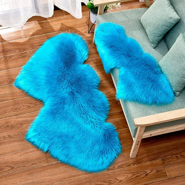 Double Heart Shaped Area Rug 1.1'x2.3' Fluffy Faux Sheep Skin Fur Area Rug Modern Carpet Fuzzy Rug Mat for Bedroom Kitchen Bathroom Living Room, Blue