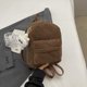 thumbnail image 3 of Mini Mochila para Niñas Adolescentes Pana Con Fresa (café), 3 of 6