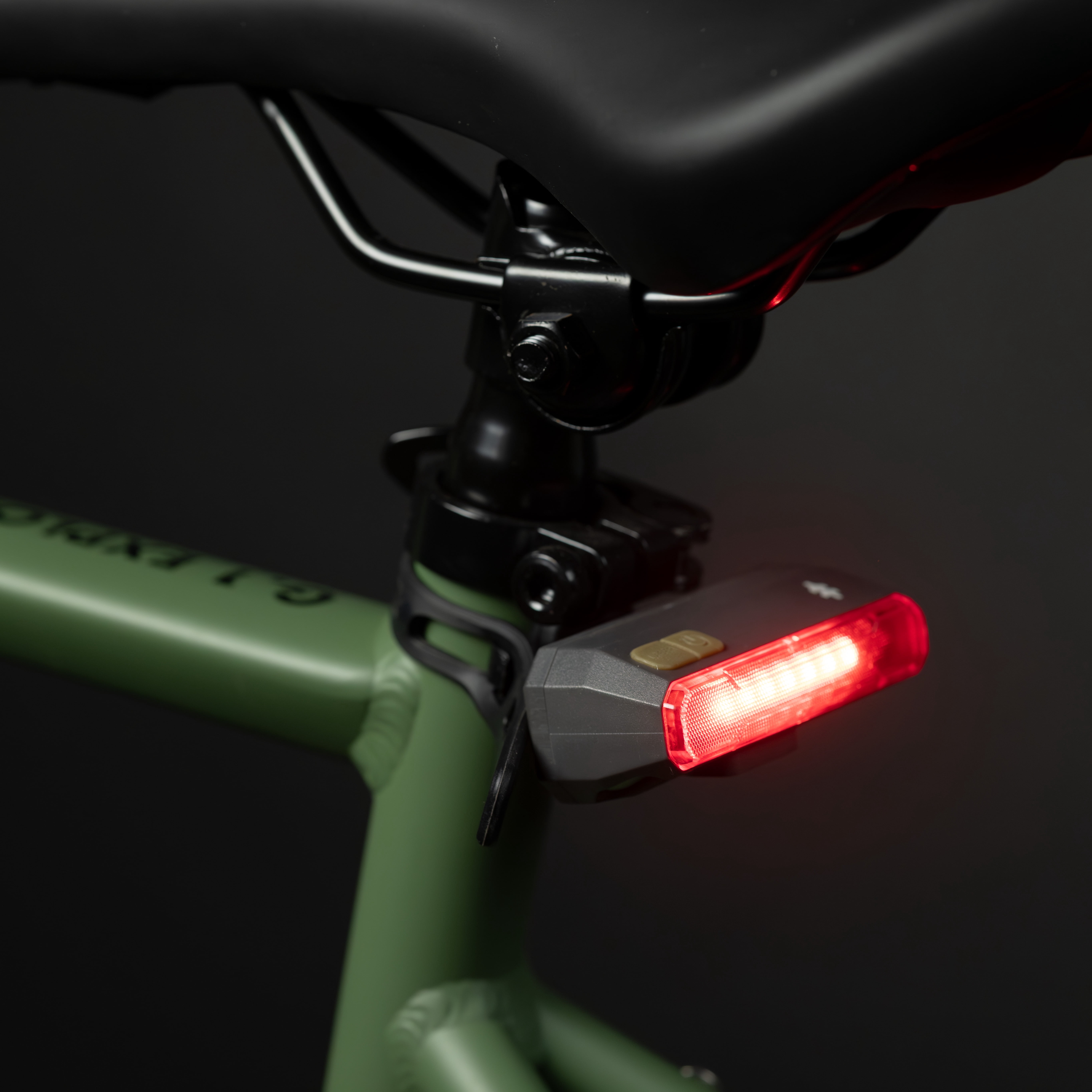 Swiss Tech 4-light 360° Smart Bike Light Combo with Handlebar remote