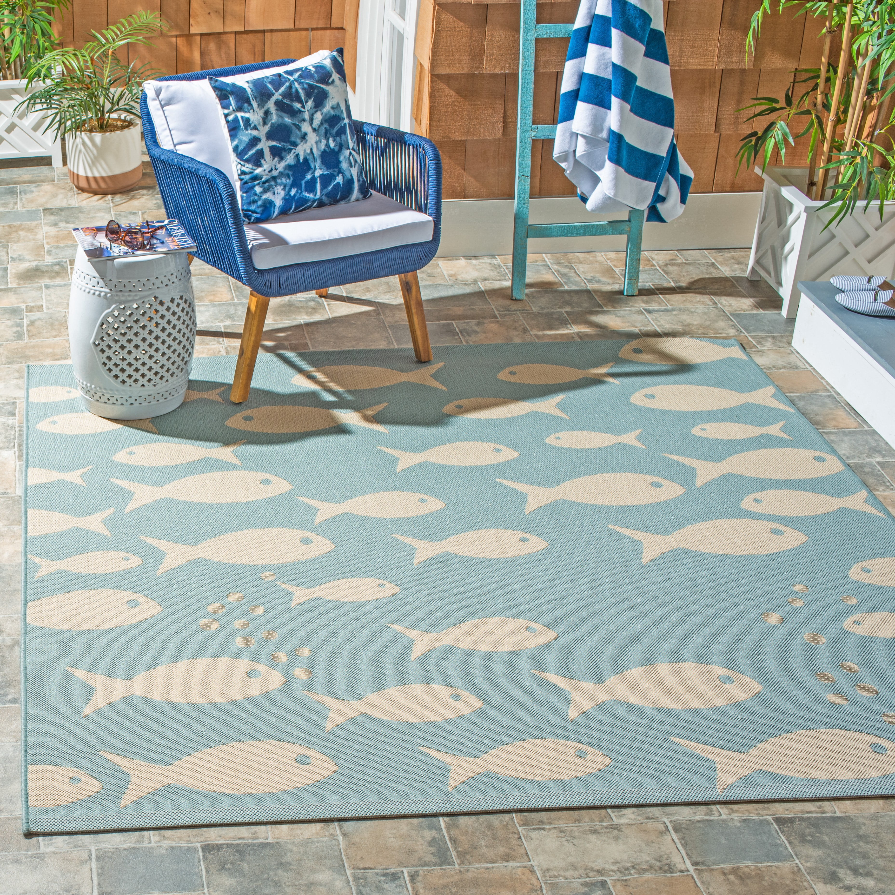 SAFAVIEH Courtyard Trena Fishes Indoor/Outdoor Area Rug, Aqua/Beige, 6'7" x 6'7" Square