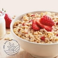 thumbnail image 2 of Quaker, Instant Oatmeal, Peaches And Cream, 10 Ct, 10.5 Oz, 2 of 3