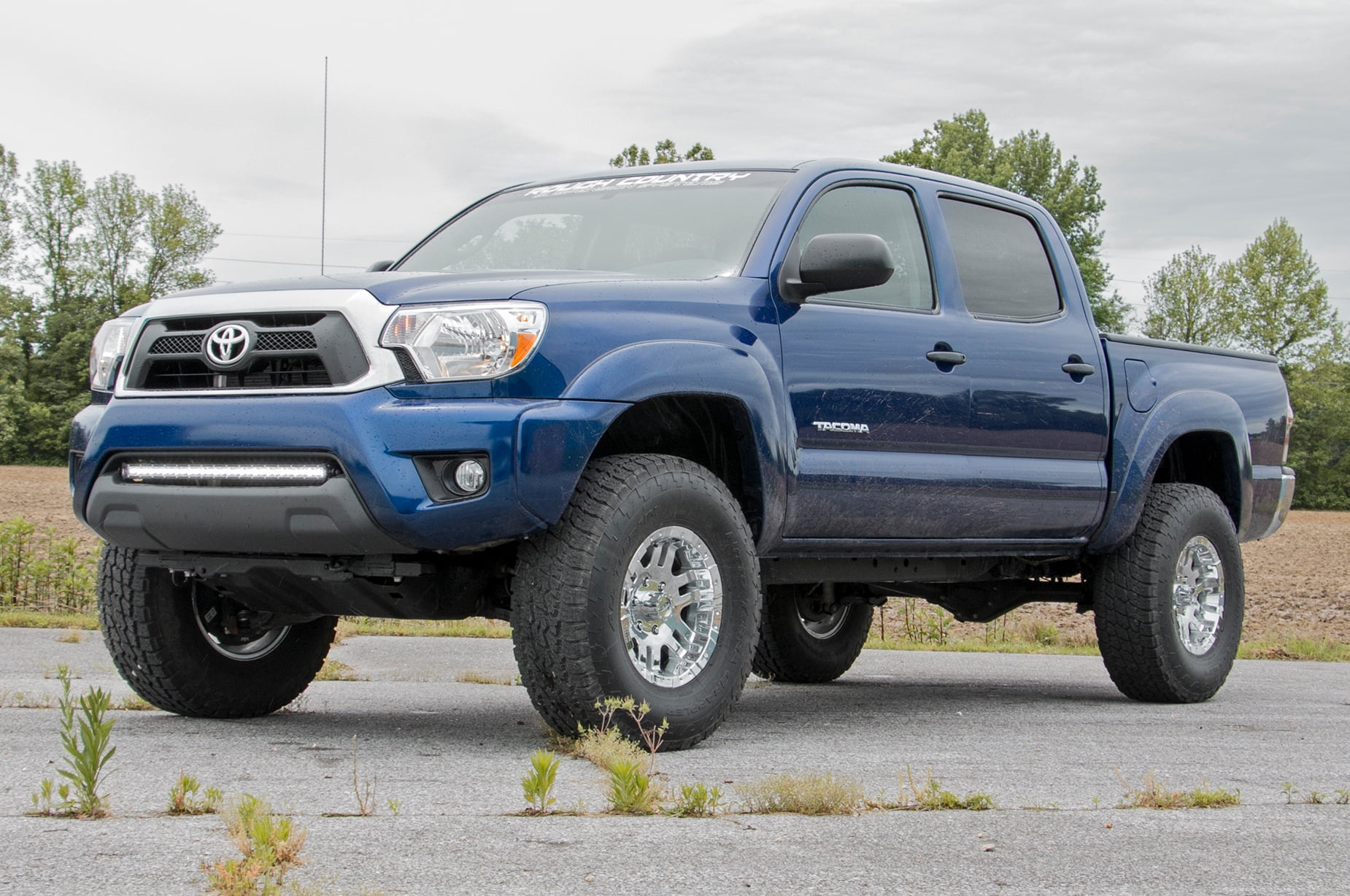 Rough Country 2" Leveling Kit for 05-23 Toyota Tacoma