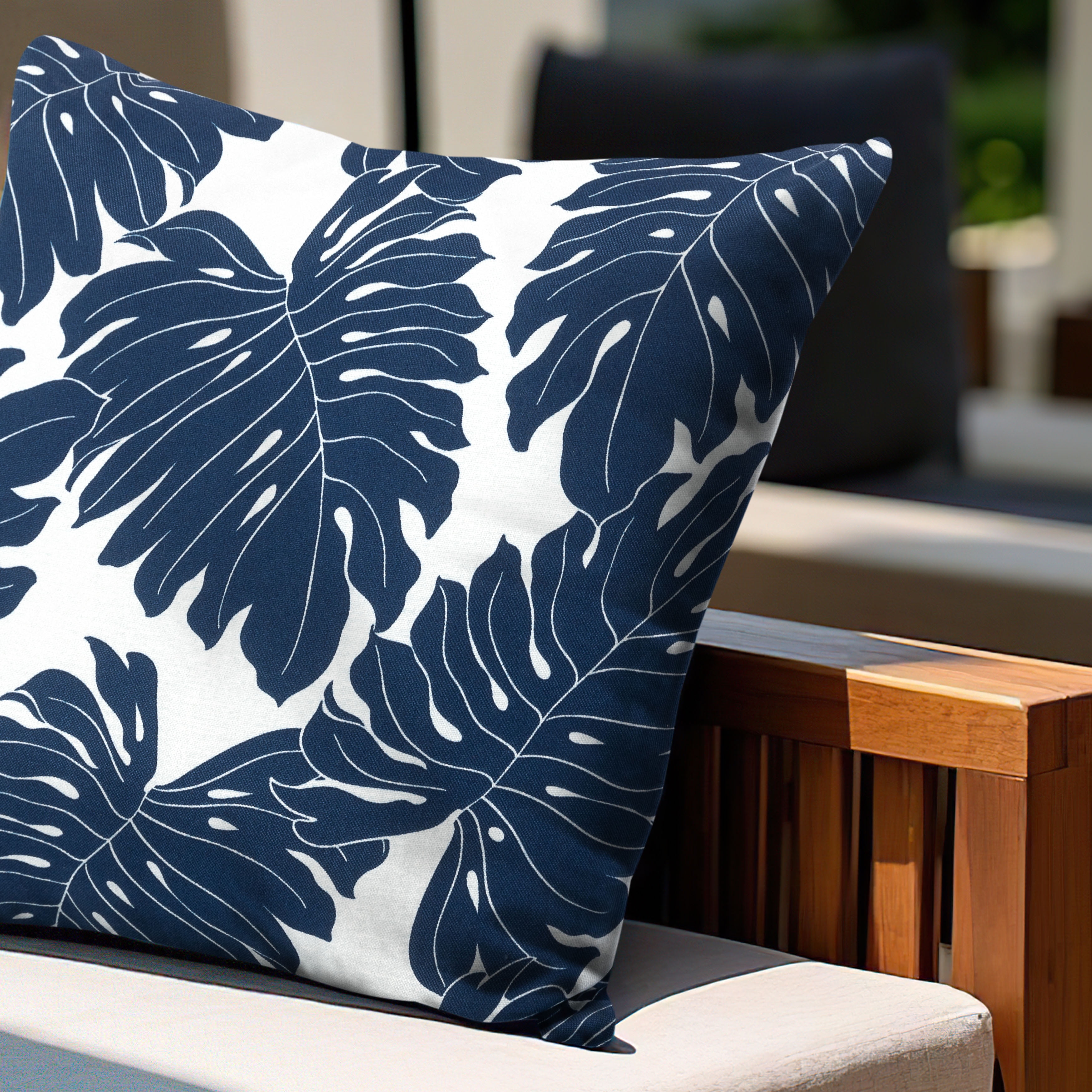 Nuu Garden Outdoor Patio Throw Pillows 17.3'' x 17.3'' x 6.5'' Set of 2 Throw Pillows with Inners Outside Bench Chair Decorative Cushions for Swing Deep Seat Bed Couch Sofa Indoor Outdoor Pillows