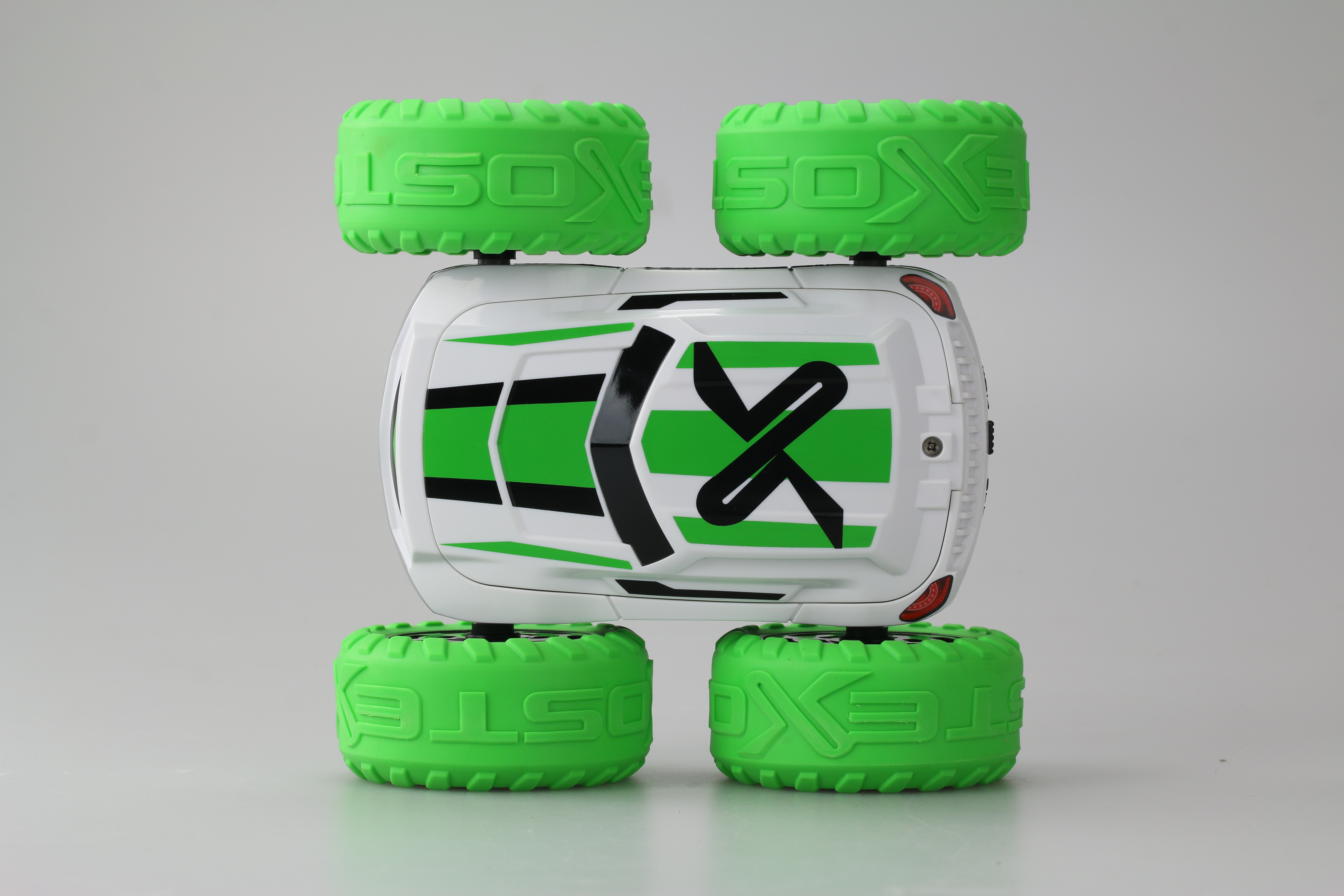 Silverlit Exost 360 Cross Green RC Car