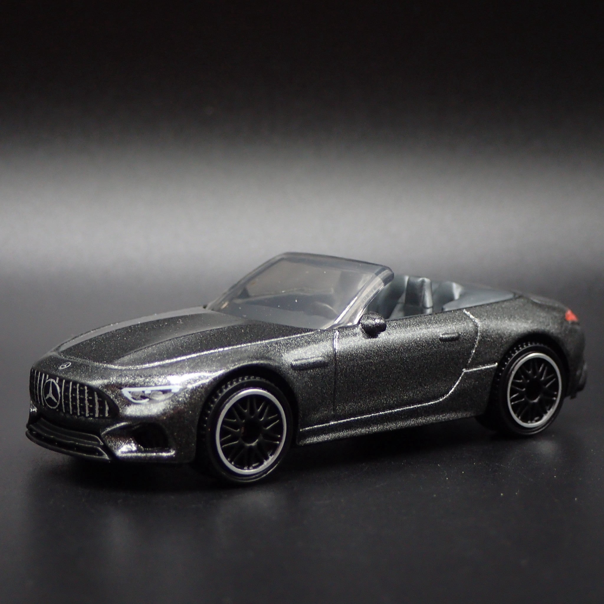 MOTORMAX Mercedes SL65 AMG Black Series R230 Diecast Model Car