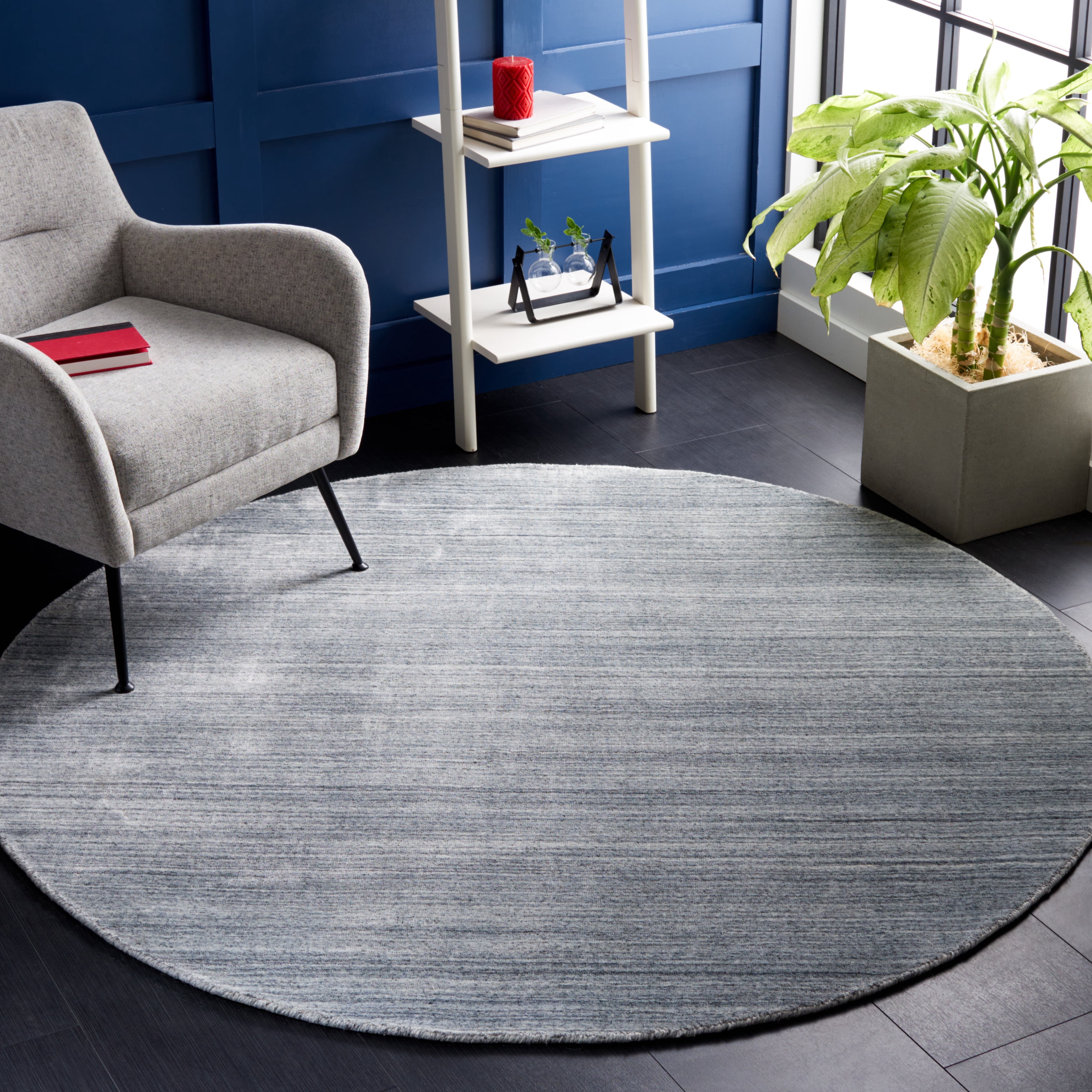 SAFAVIEH Mirage Branislav Solid Area Rug, Ash, 6' x 6' Round