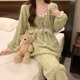thumbnail image 2 of Pijamas de terciopelo Coral grueso para mujer, ropa de dormir cálida de Color puro, traje informal, ropa de noche cómoda, otoño e invierno, 2024, 2 of 5