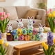 thumbnail image 1 of Figura Decorativa de Conejito de Pascua | Conejito de Resina con Flores | Decoración de Mesa para Fiestas de Pascua | para La Repisa de La Chimenea Del Salón, 1 of 4