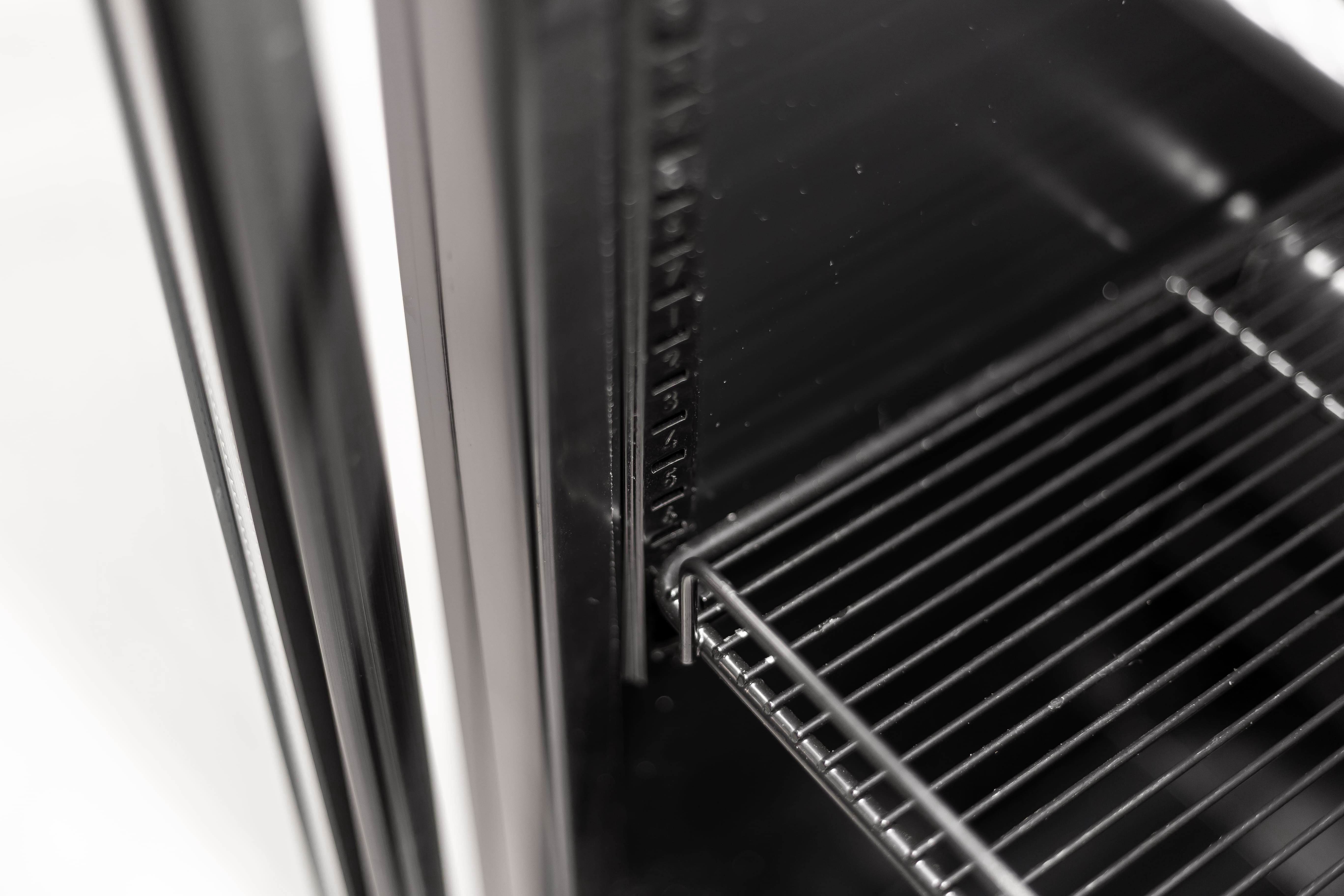 ARTICO Beverage Cooler – Built-in or Freestanding, Smart Temperature Control, Ultra-Quiet Operation, LED Lighting, Compressor Cooling, Modern Design (Black, 72 Bottles)