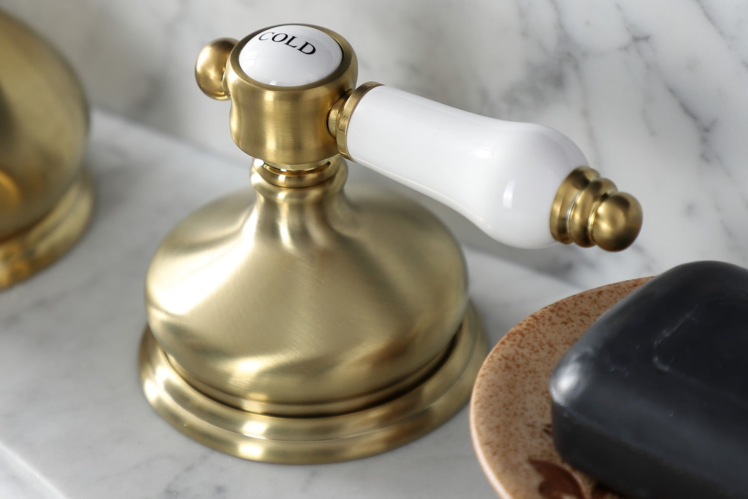 Kingston Brass KS1167BPL 8 in. Widespread Bathroom Faucet, Brushed Brass