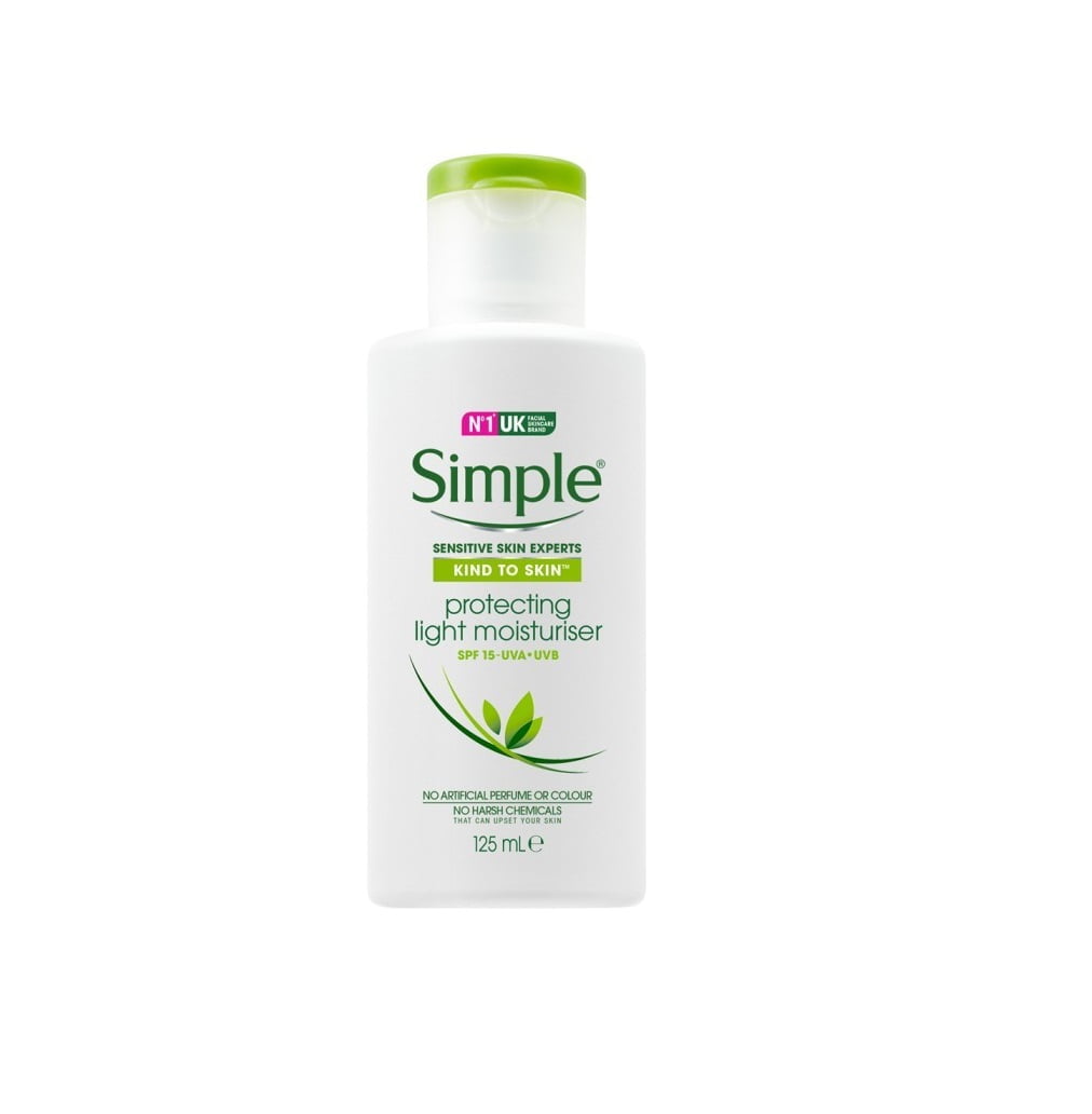 simple protecting light moisturiser spf 15