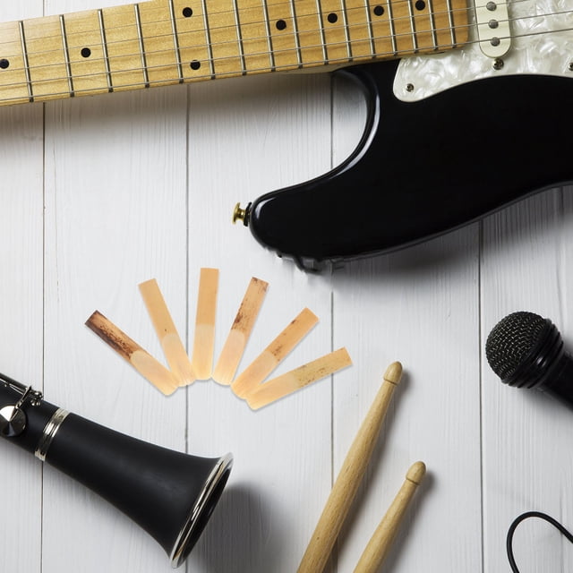 RENACLIPY 10Pcs Clarinet Reeds for Skilled Musicians with Easy Installation and Tonal Quality 2.7X0.8X0.1in