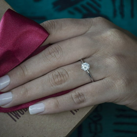 Twobirch 14k White Gold Lab Created Diamond Solitaire Engagement