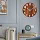 thumbnail image 5 of Reloj de pared luminoso 25cm Relojes de pared con pilas de silencioso sin tictac para decoración / cocina / oficina / Números clásicos perfecl reloj de pared silencioso, 5 of 8