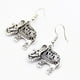 thumbnail image 1 of Pendientes Colgantes Hugo Aleación Vintage, 1 of 9