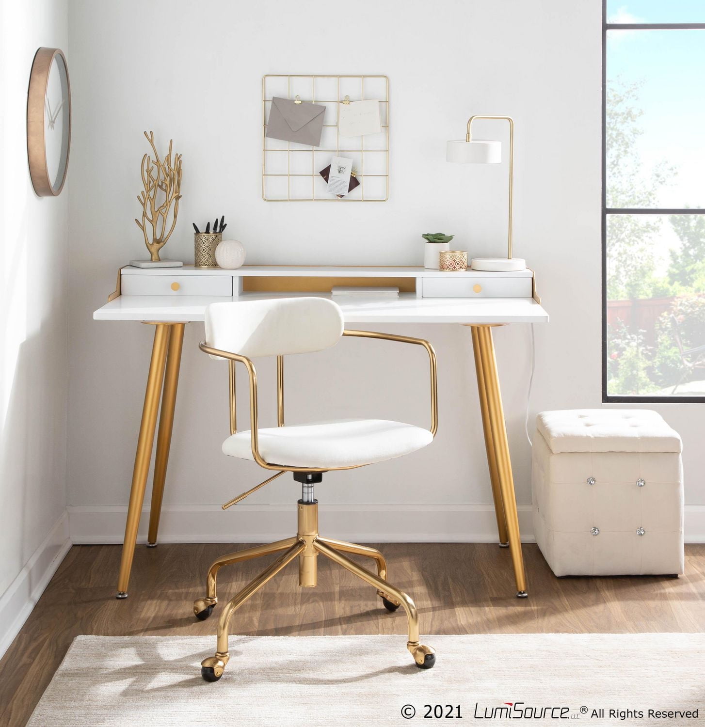 Pouf carré Ottomane de LumiSource  de LumiSource