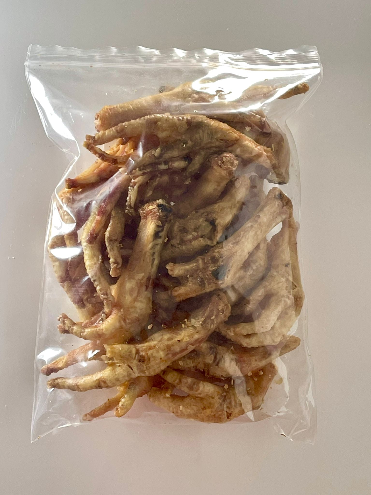 Dogs eat chicken feet top