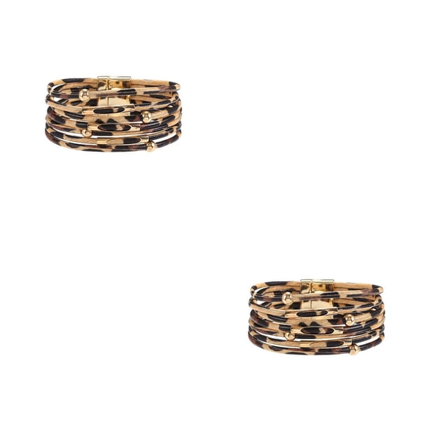 Qarigey Pulseras de varias capas Hebilla de aleación ajustable Cuero Estampado de leopardo multicolor con cuentas de cobre Joyería Beige 2piezas