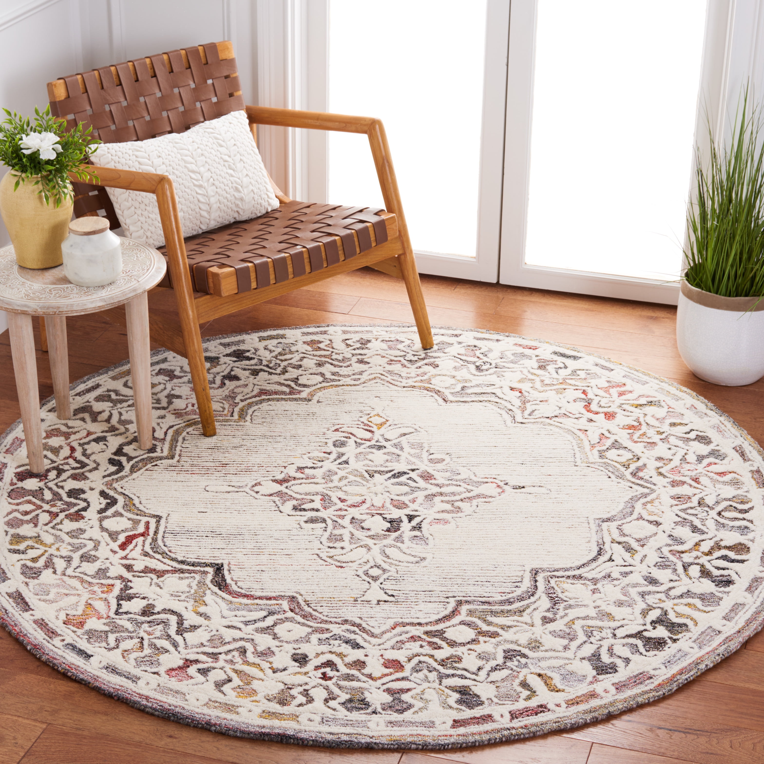 SAFAVIEH Metro Helena Medallion Area Rug, Red/Ivory, 6' x 6' Round