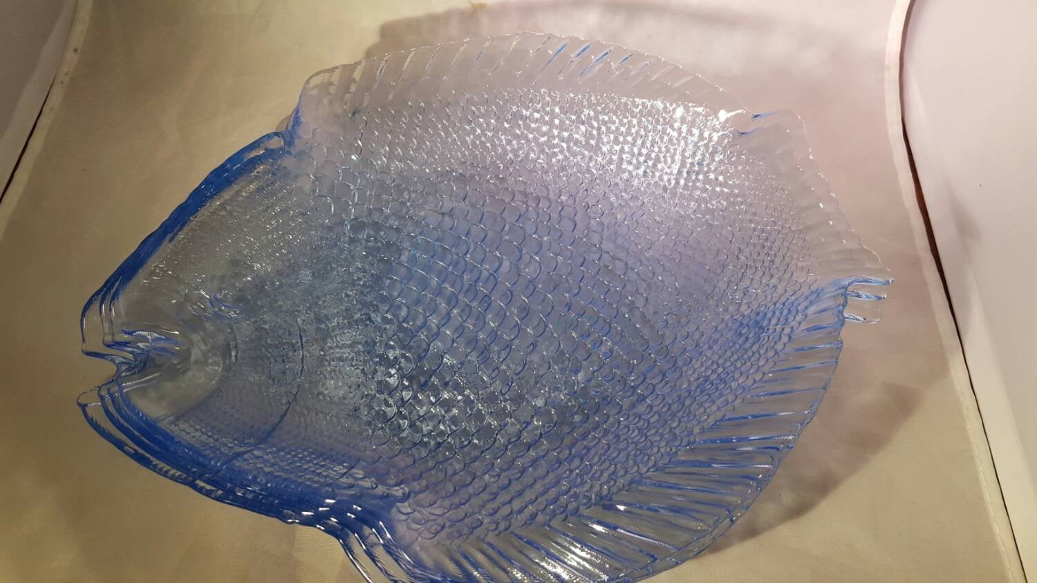 Pasabahce 10257, 10.5''x8.5'' Glass Dinner Fish Plate, Unique Design