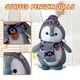 thumbnail image 2 of Muñecos de pingüino de peluche con sombreros para decoración infantil de coches, 2 of 3