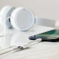 thumbnail image 4 of Belkin 3.5mm Audio + Charge Rockstar for iPhones, White, 4 of 9
