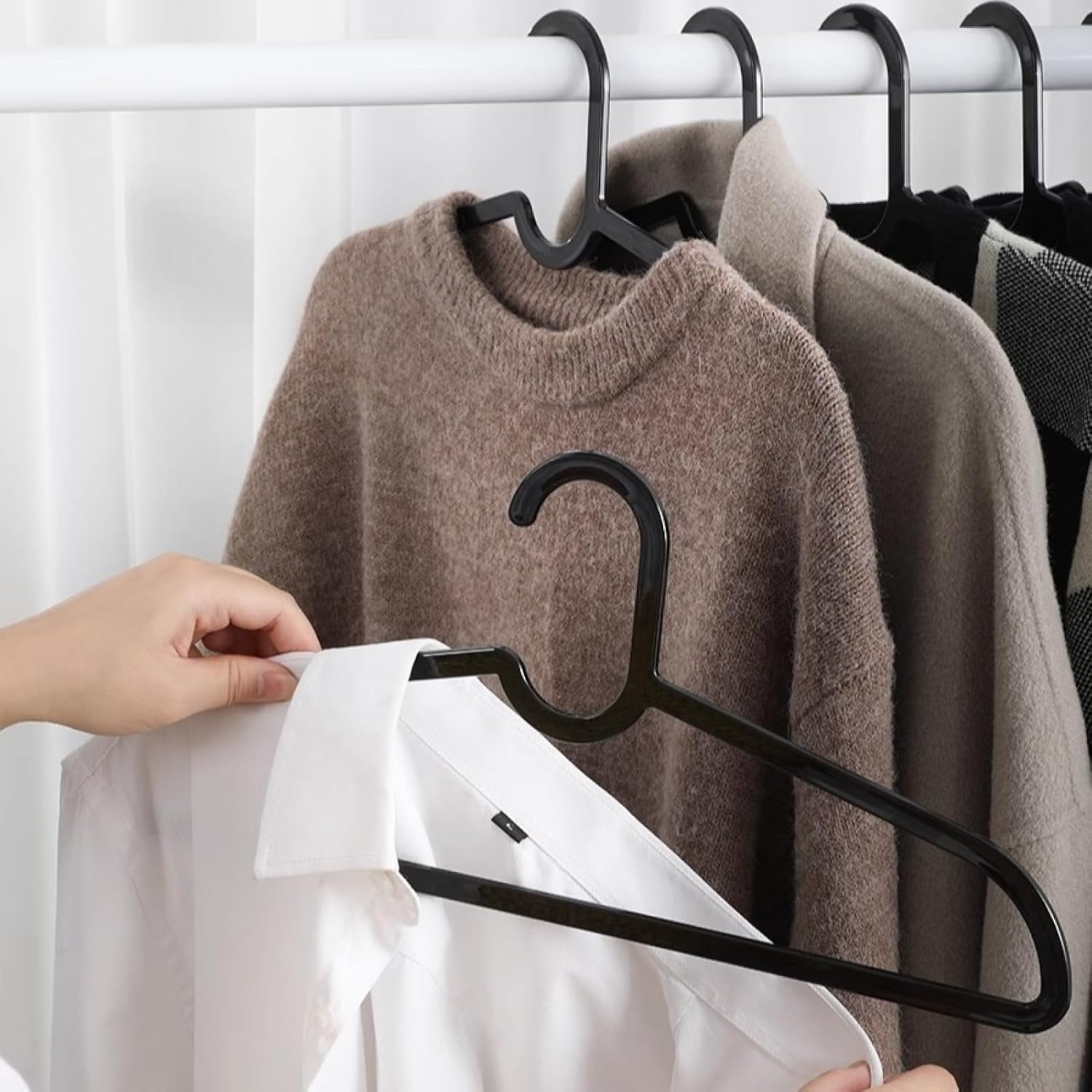 Velvet Hangers Non Slip - 20 Pack Pants Hangers for Closet - Thin Space Saving Clothes Hanger - Strong, Durable, Jean Perchas with 360 Degree Rotatable Hook for Tank Top (Black Silver Hook)
