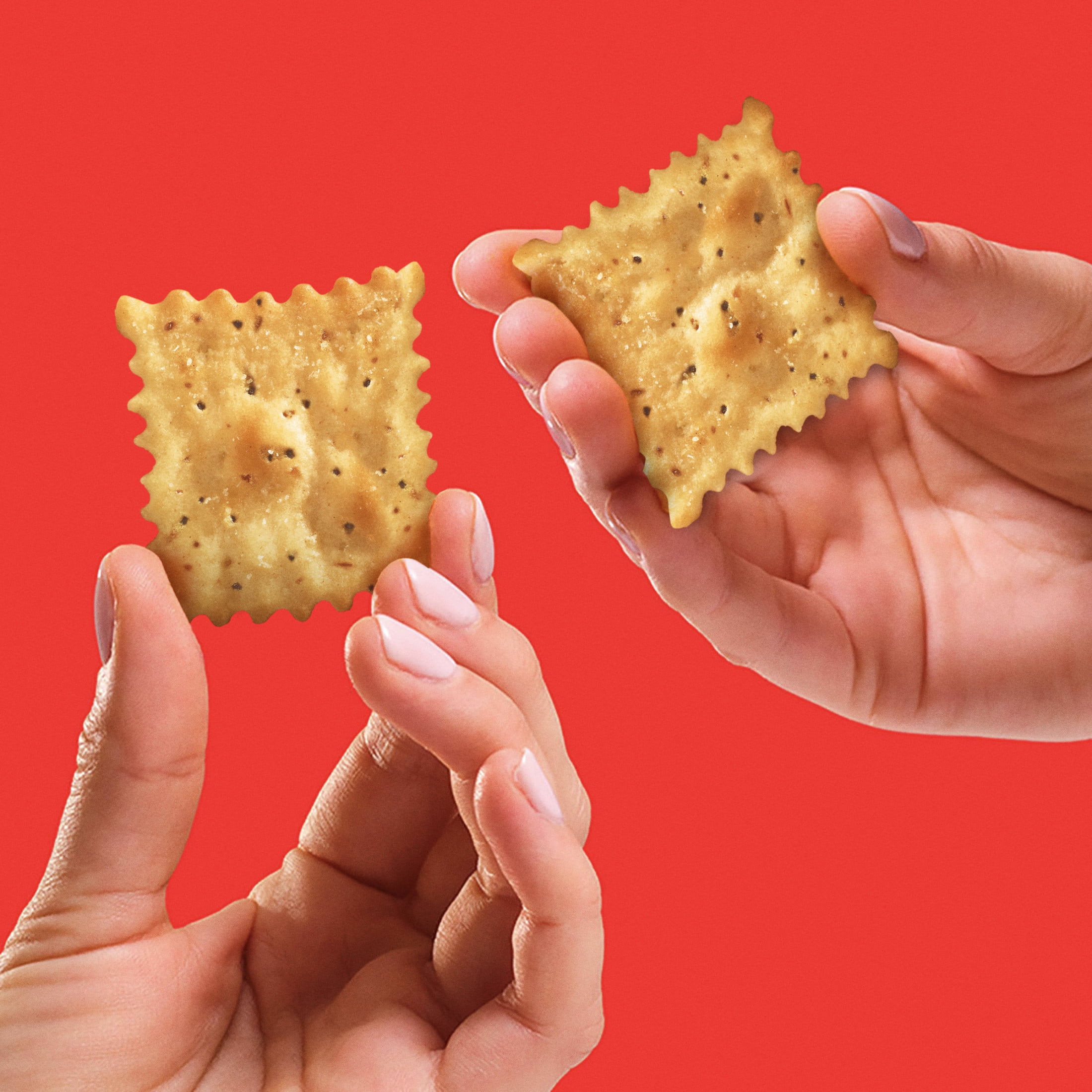 (4 pack) RITZ Toasted Chips Everything Crackers, Party Snacks, 8.1 oz