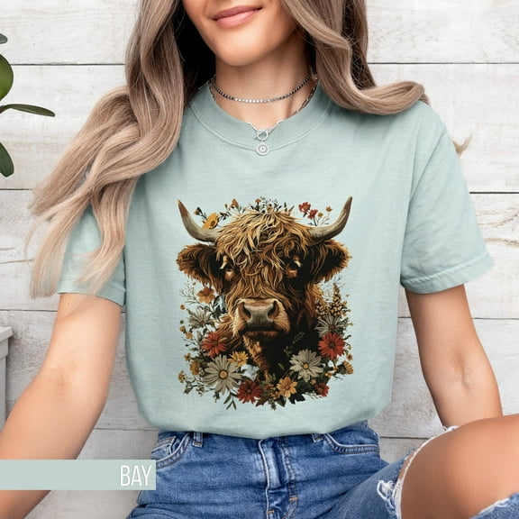 Floral Highland Cow T-Shirt, Boho Style Cow Shirt, Farm Animal Tee, Flower Cow Shirt, Cute Cow Gift for Women