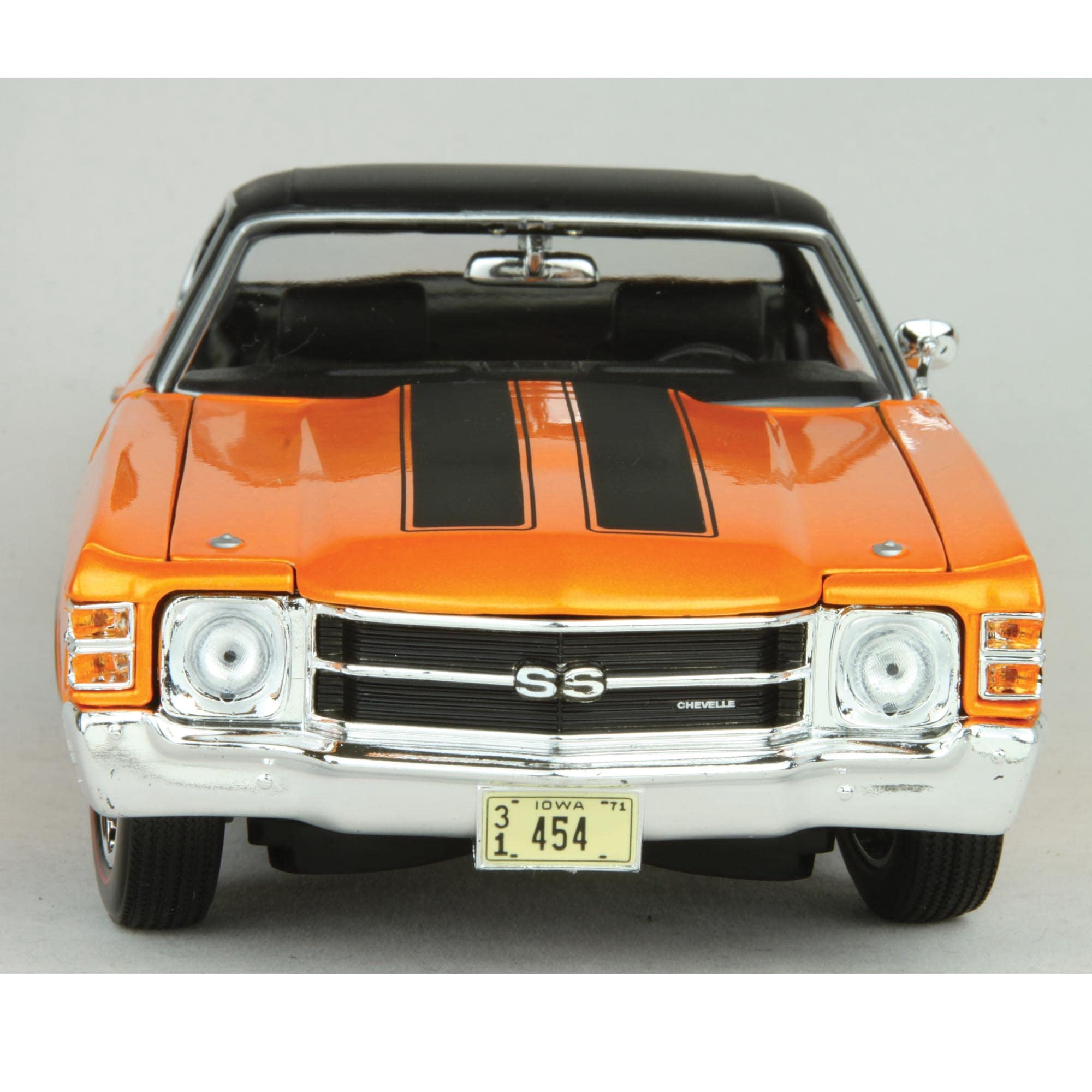 Maisto Special Edition 1:18 Scale 1971 Chevrolet Chevelle SS 454