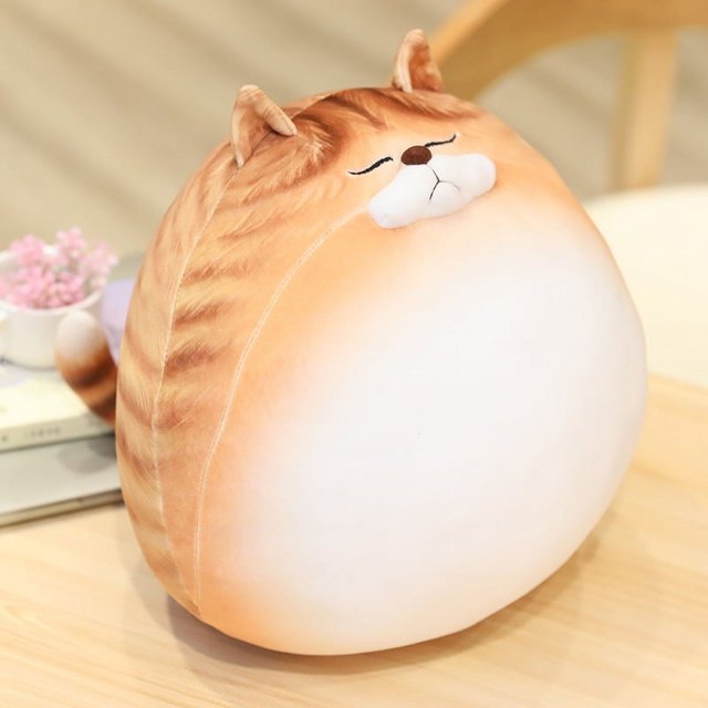 Lindo muñeco de gato, huevo, muñeco de gato, muñeco de peluche en la cama, almohada de gran tamaño, muñeco de tela