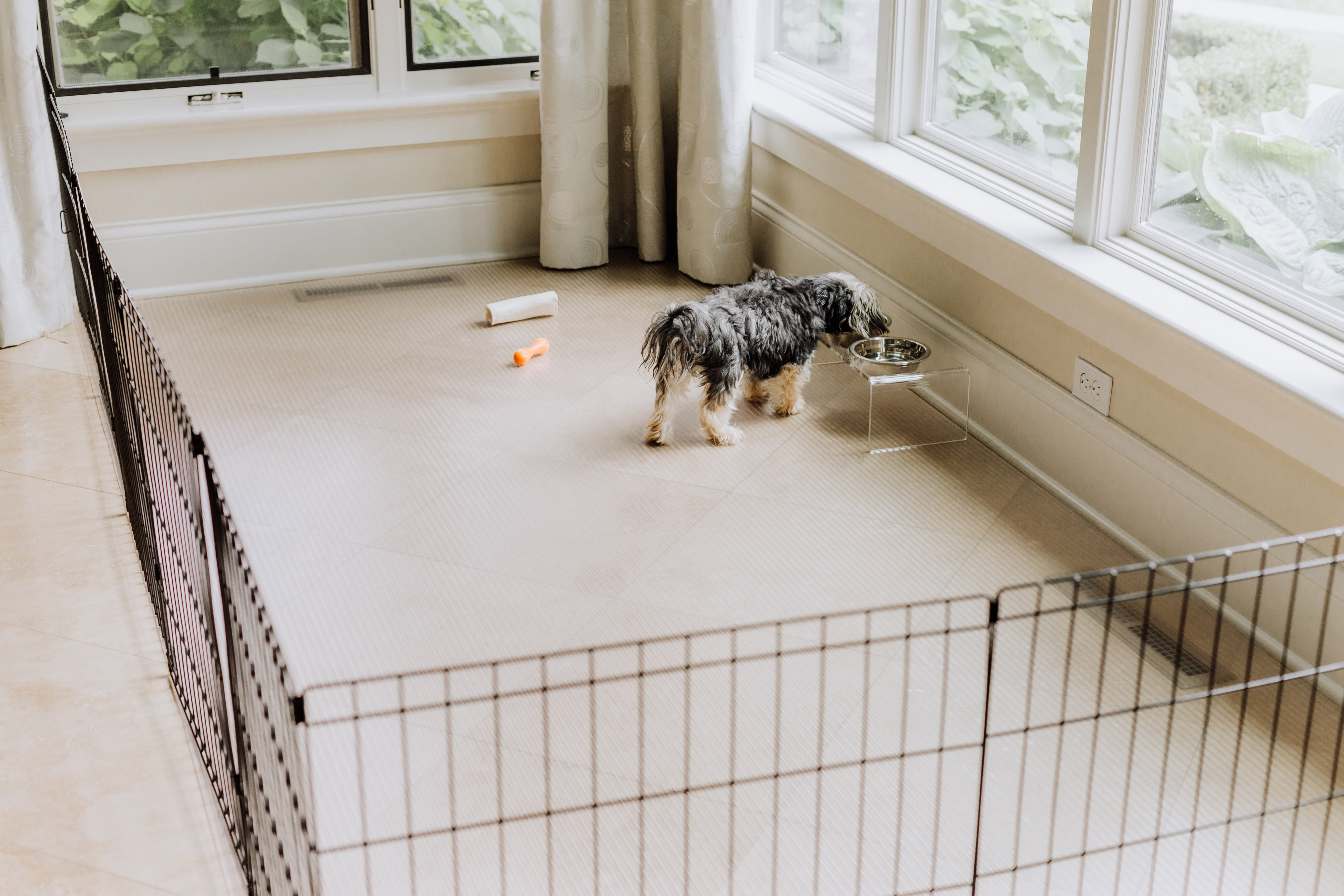 G-Floor® for Pets Protective Floor Covering – Ceramic Texture 5'x10