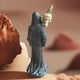 thumbnail image 4 of Estatua de la Santa Muerte de Pie, Figura Decorativa de Muerte, Estatua de la Parca Sosteniendo una Calavera, Altar de Halloween, 4 of 5