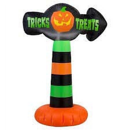 Menards Halloween Inflatable Tricks and Treats Sign 3.5 feet Tall Yard Lawn Decoration Kids Party