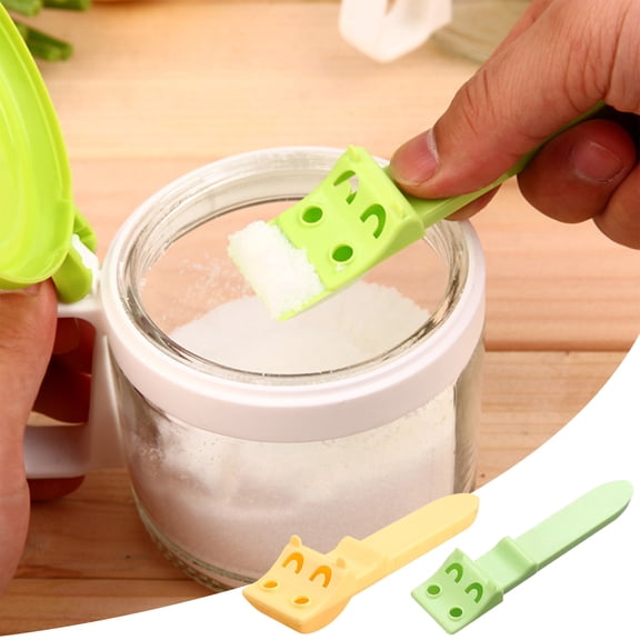 HengDidi 2 Gram Measuring Spoon for Salt Control, Accurate Seasoning Scoop with Holes for Easy Sprinkling, Household Kitchen Tool in Bright Green