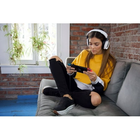 Turtle Beach - Recon 200 Amplified Multiplatform Gaming Headset for Xbox Series X, Xbox Series S, Xbox One, PS5, PS4, Nintendo Switch - White