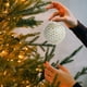 thumbnail image 5 of Adorno Navideño Colgante de Espuma para Árbol de Navidad de 8 Cm, Perlas Colgantes de Colores, 5 of 6