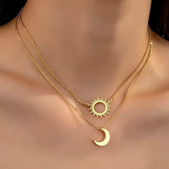 2pcs Sun & Moon Alloy Pendant Necklaces Golden 16.54~16.93 inch(42~43cm)