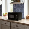 thumbnail image 5 of Danby 0.7 cu. ft. Countertop Microwave in Black (DBMW0721BBB), 5 of 8
