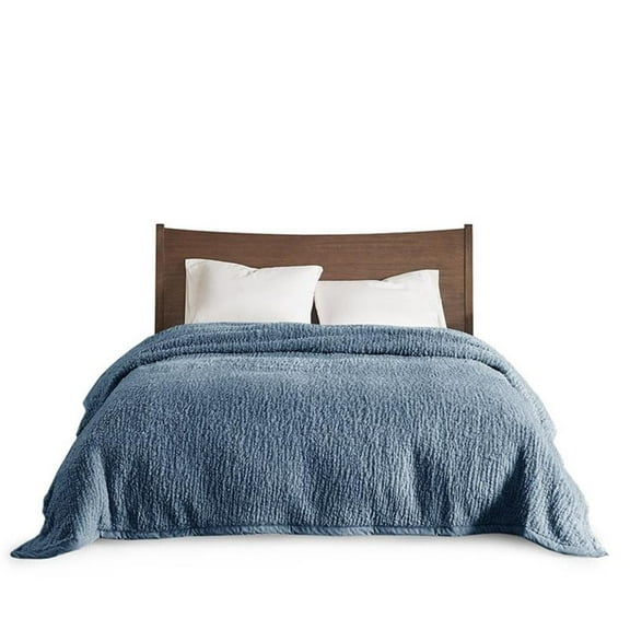 Pemberly Row Modern / Contemporary Velvet Binding Blanket in Blue