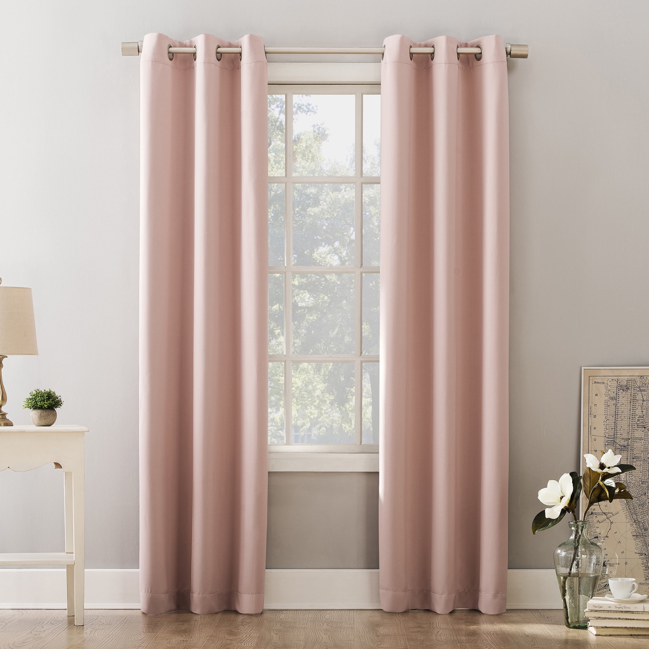 Sun Zero Riley Kids Bedroom Blackout Grommet Single Curtain Panel, 40" X 95"