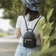 thumbnail image 4 of Sonducket de cuero PU a prueba de polvo, de moda, bolso de hombro ligero, de regalo de gran capacidad para viajes de mujer Mochilas Marrón, 4 of 6