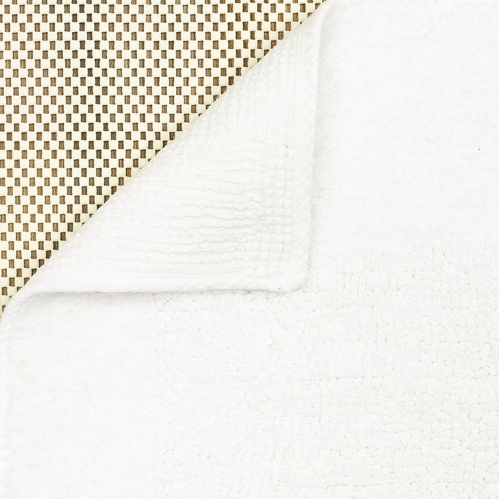 Mohawk Home Plush Cotton Fade/Stain Resistant Non-slip Machine Washable Bath Mat, Artic White, 2' 3" x 3' 9"