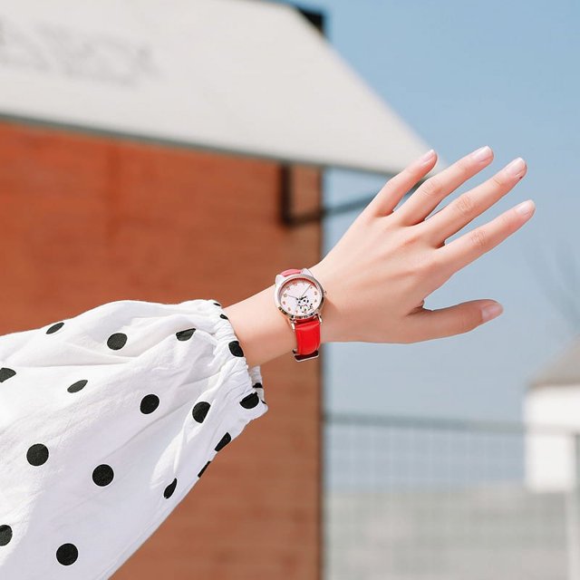 Bonitos y encantadores relojes para niños, cinturones para niñas y niños, modernos relojes electrónicos de cuarzo para mujer.