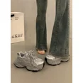 thumbnail image 3 of Zapatos de mujer 2024 primavera y verano nuevos zapatos deportivos casuales plateados ligeros transpirables con suela gruesa que aumentan la altura, 3 of 5