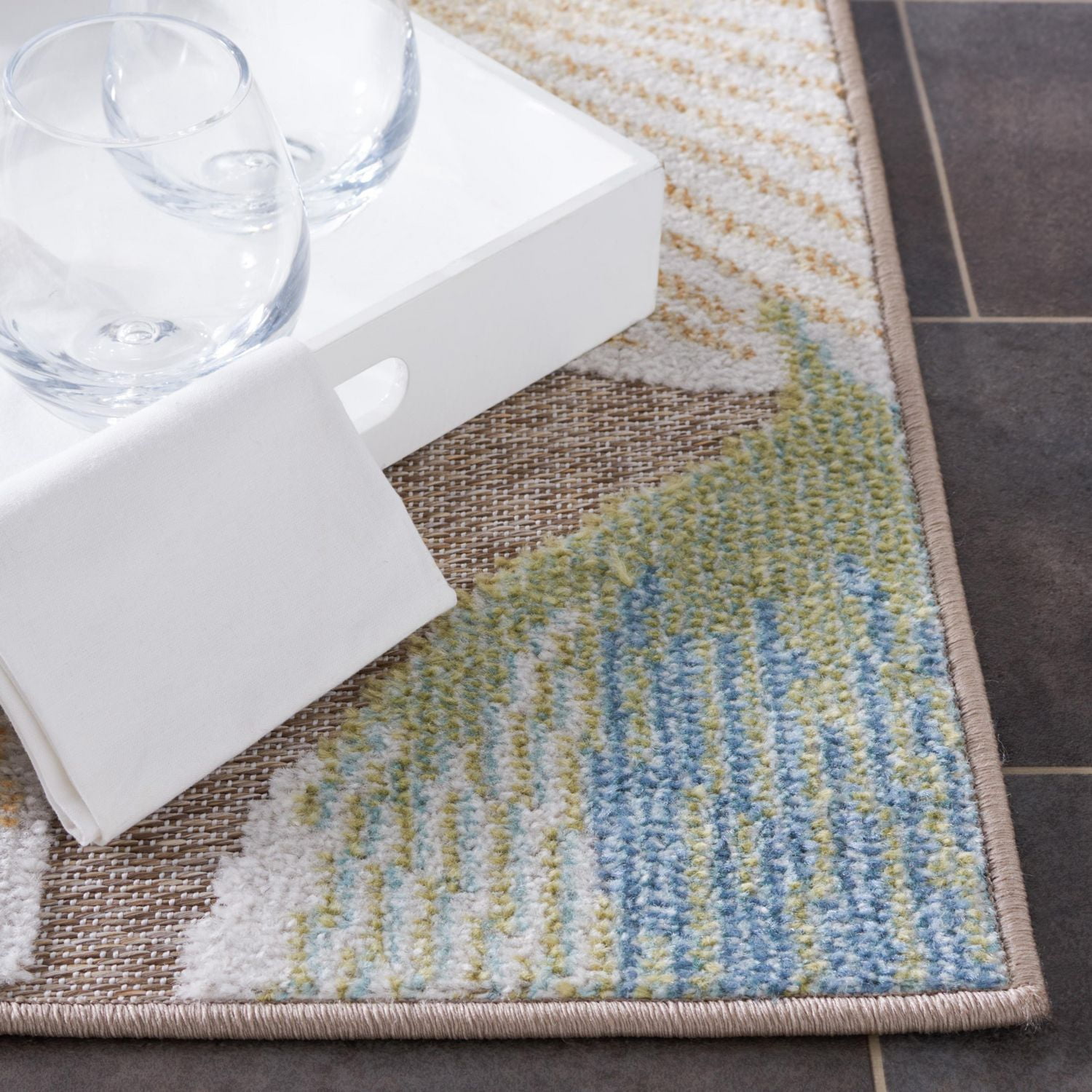 SAFAVIEH Sarasota Nash Tapis Floral Intérieur/Extérieur